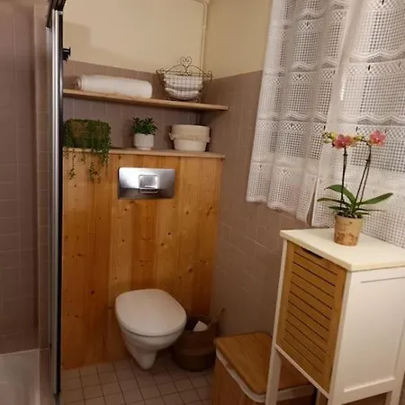 Apartment S'gleina Gleck, In The Heart Of A Wine City, 1 Piece Et 1 Salle De Bain